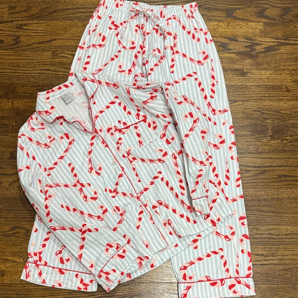 Oak Lane Cotton Candy Cane Pajamas Set